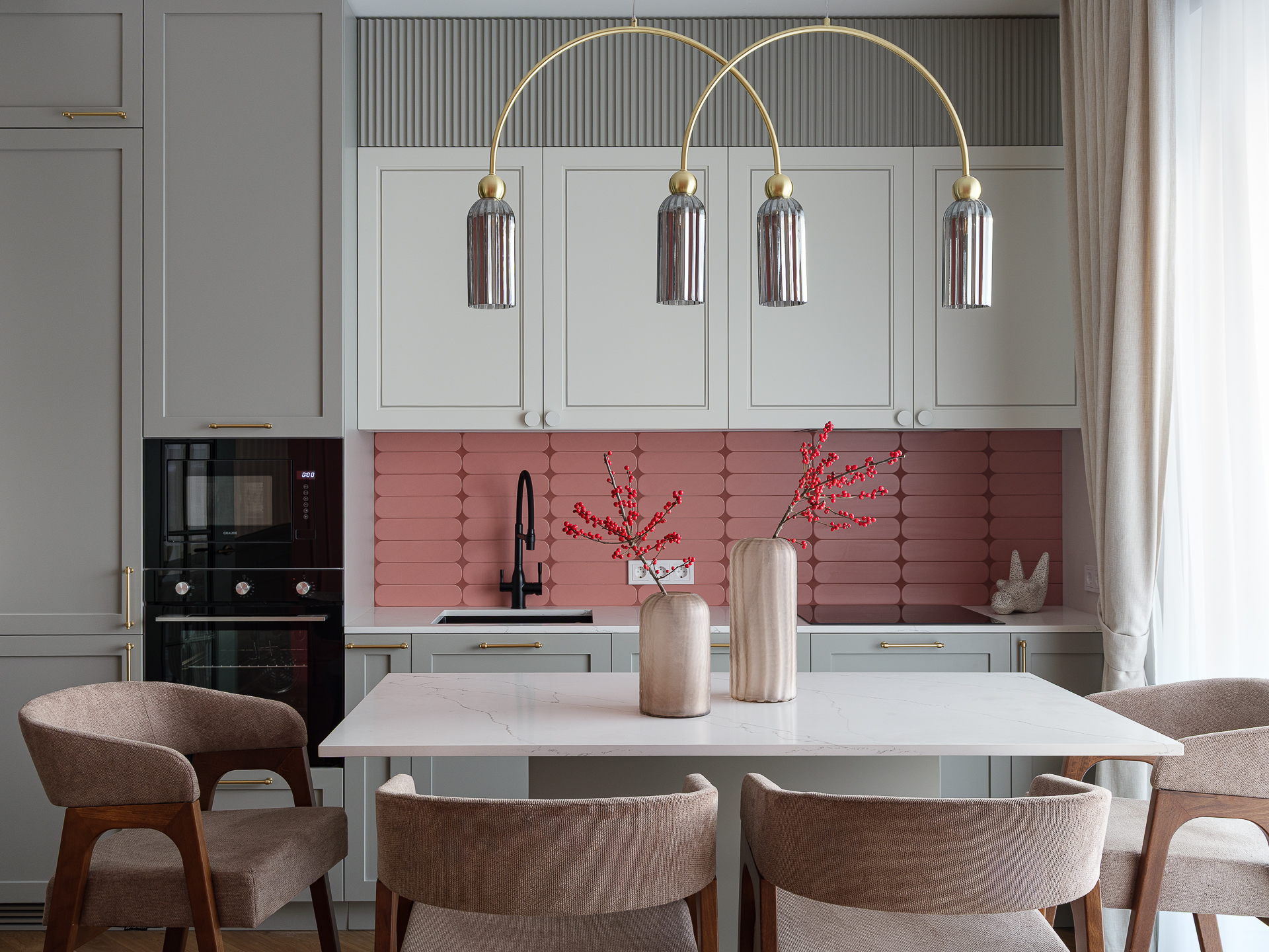 Значение профессионального дизайн-проекта: от планировки до полного исполнения